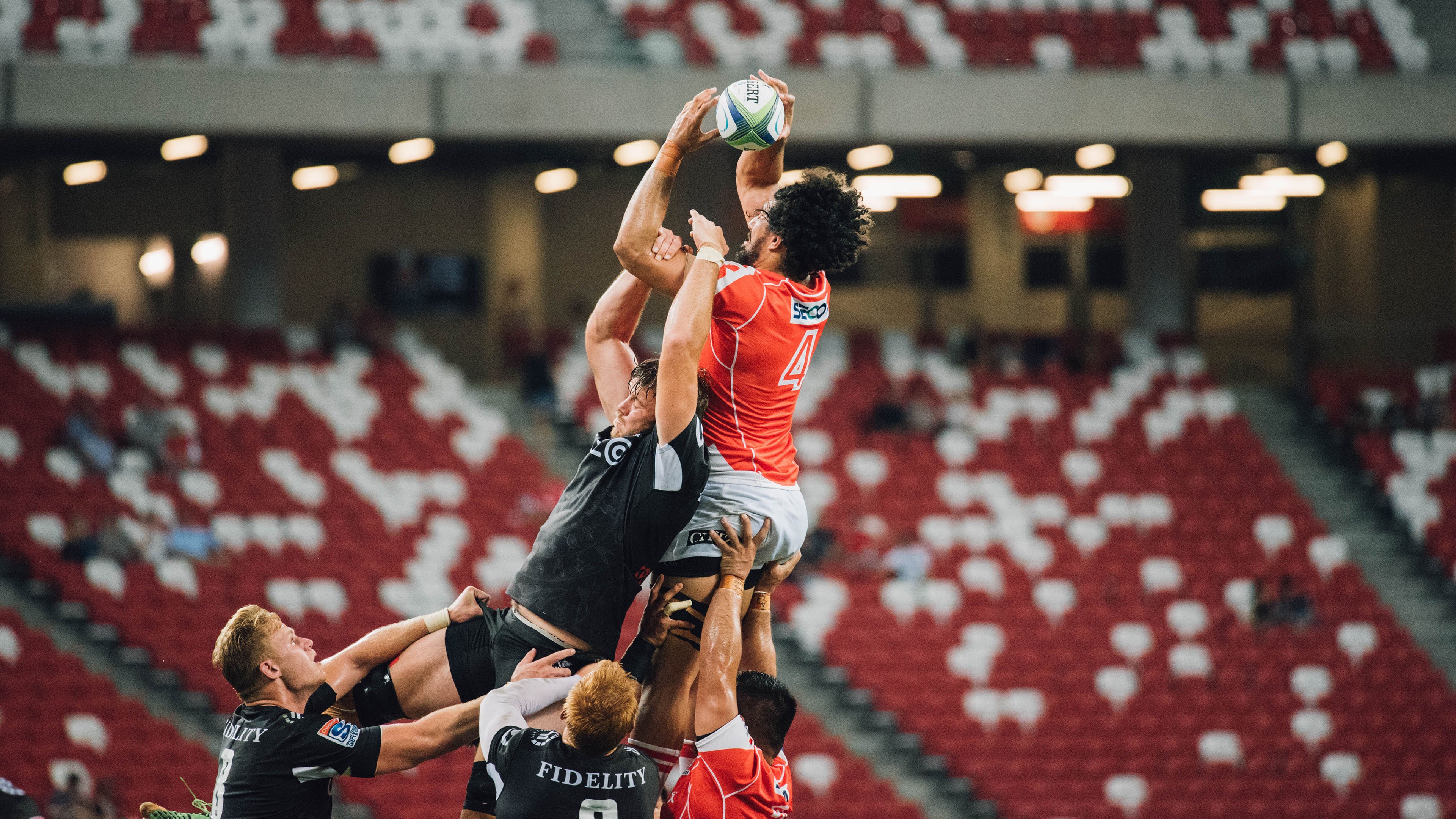 快船队迎难而上，季后赛拼搏到底，快船季后赛输给谁了